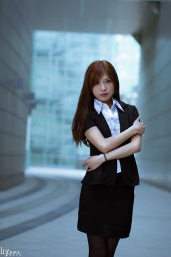 美女被黑人40厘米进入蓝