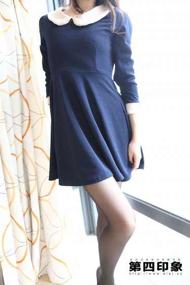 女子行业会议上怒揭化妆品补水谎言