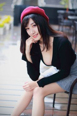 只是爱着你