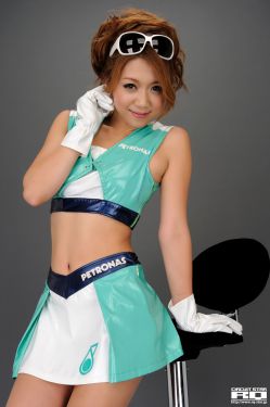 疯魔美女
