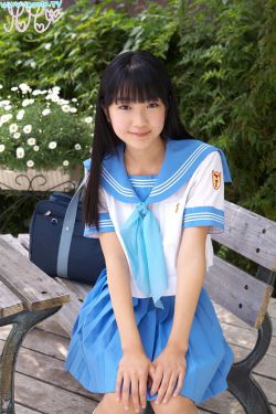 沙滩比基尼泳衣
